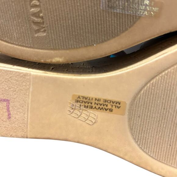 Italian Shoemaker Slip On Wedge Sandals SZ 7 Beige Flex Strap Open Toe - Picture 6 of 9